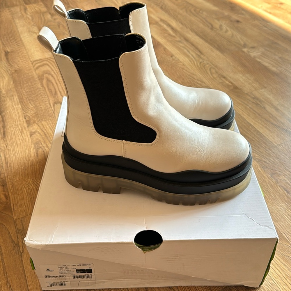 call it spring | steviie boots